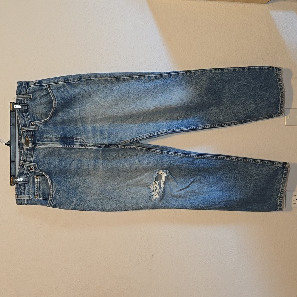Kirkland lightly distressed 100% cotton Relaxed Jeans Size 34 x 30